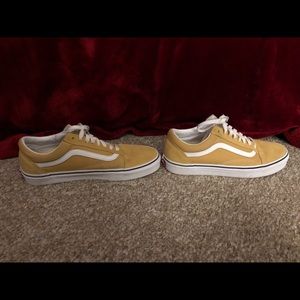Yellow Size 8.5 VANS !